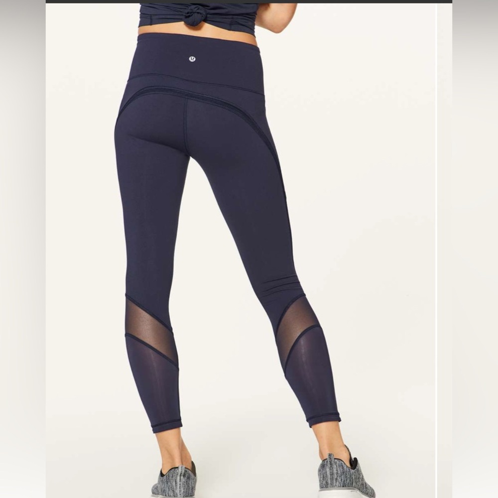 Lululemon Fresh in Mesh‎ Tight (25”) Midnight Navy